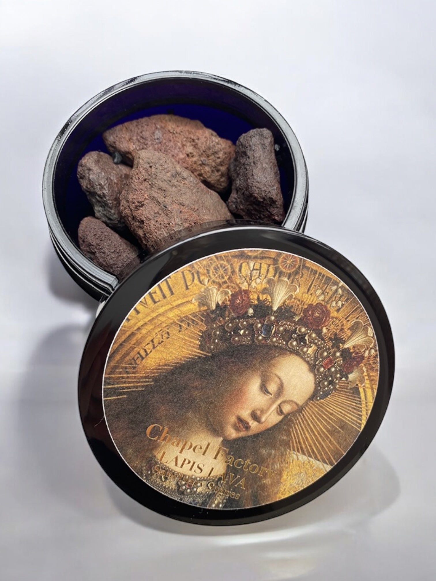 pierre de lave lapis lava chapel factory